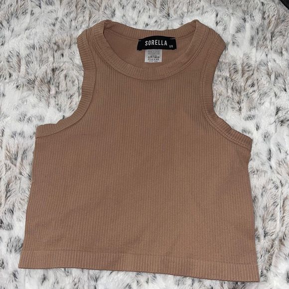 Sorella Boutique khaki ribbed tank top - Picture 2 of 4